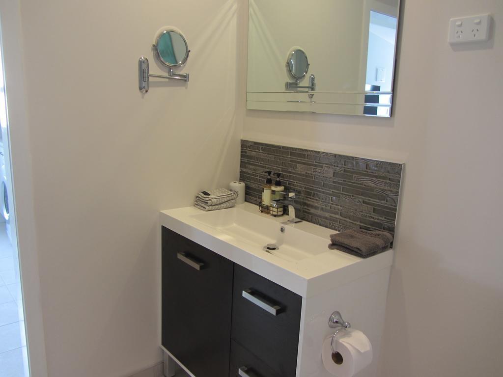 Welbourn Accommodation Ню Плимут Екстериор снимка